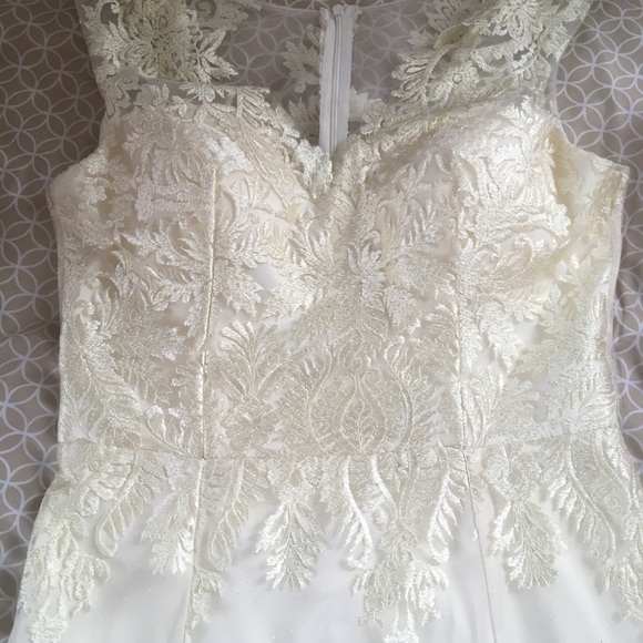 Elegant evening dress - Picture 3 of 8